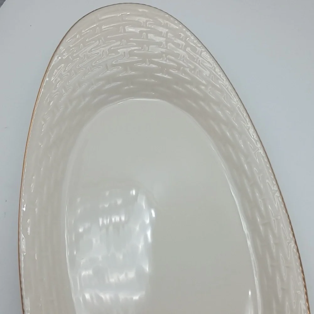Lenox Basket Weave Bread Tray Gold Trim Party Casual Elegant Luxury 13 1/2” x 6”